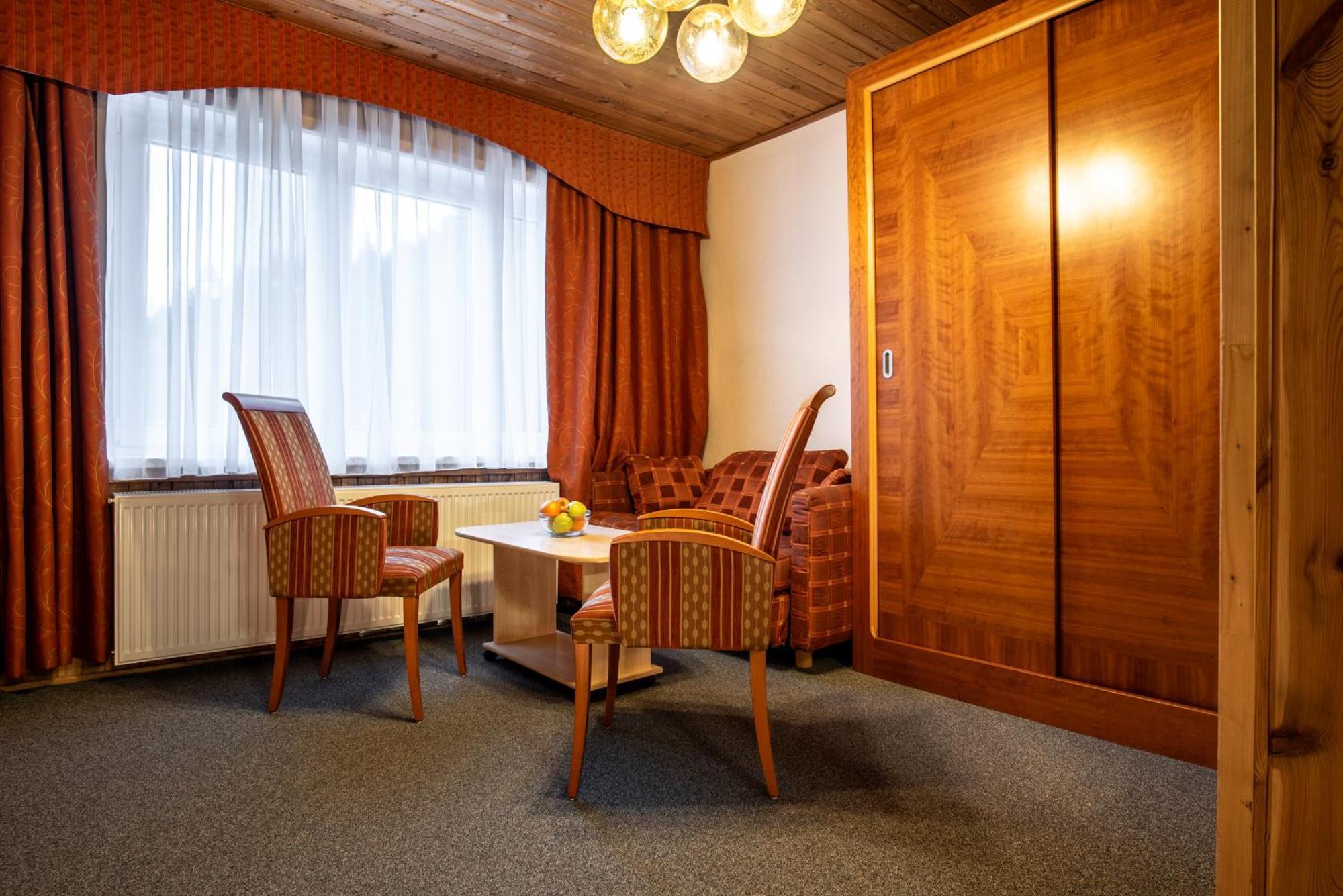 Hotel Schwarz Nové Hamry Exterior foto